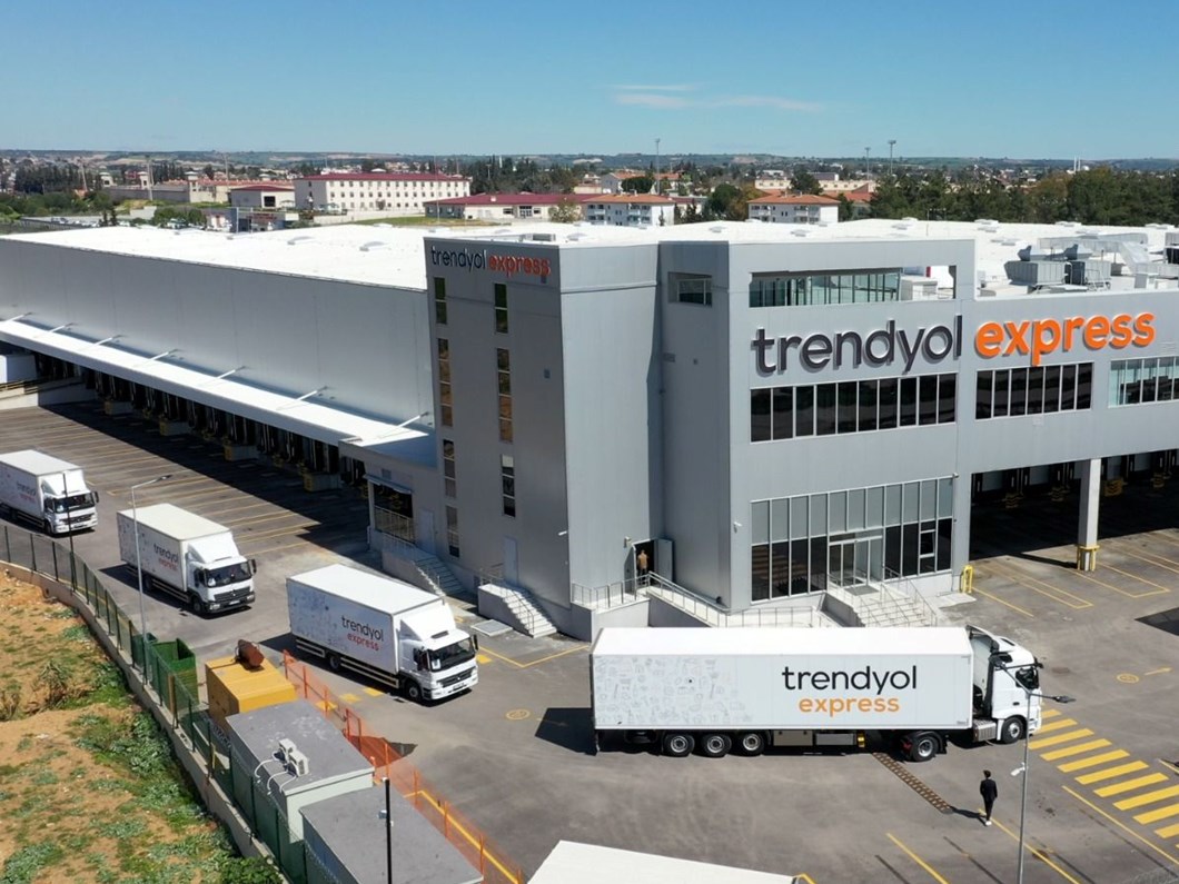 Trendyol afet bölgesine katkı için 500 milyon TL'lik yatırımı erken devreye aldı - Son Dakika Ekonomi Haberleri | NTV Haber
