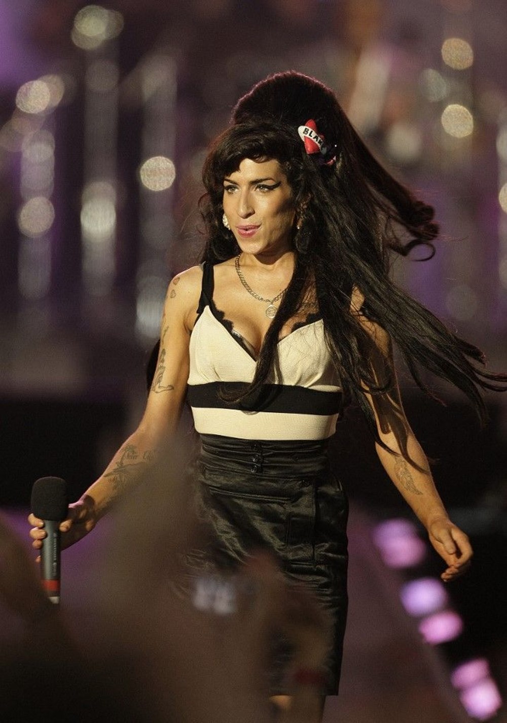Amy Winehouse'un NFT'si bağımlılıkla mücadele eden müzisyenler için satışa çıkarıldı - 4