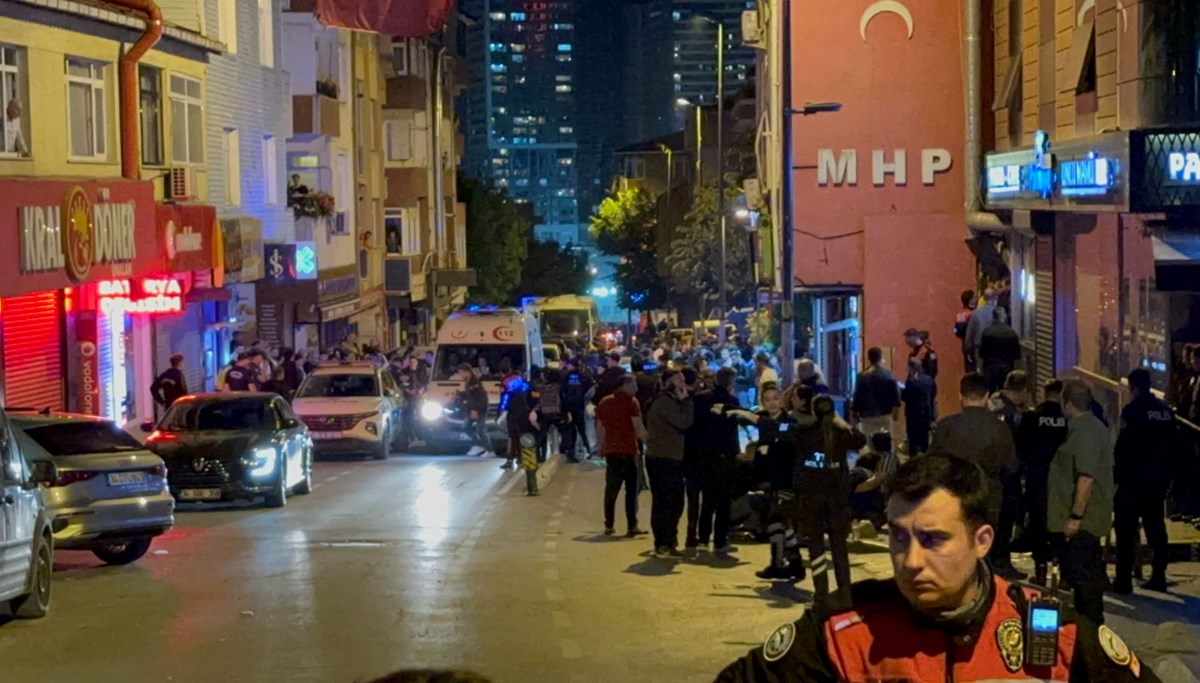 Üsküdar'da 3 kişinin öldüğü kavganın nedeni belli oldu Üsküdar'da 3 kişinin öldüğü kavganın nedeni belli oldu