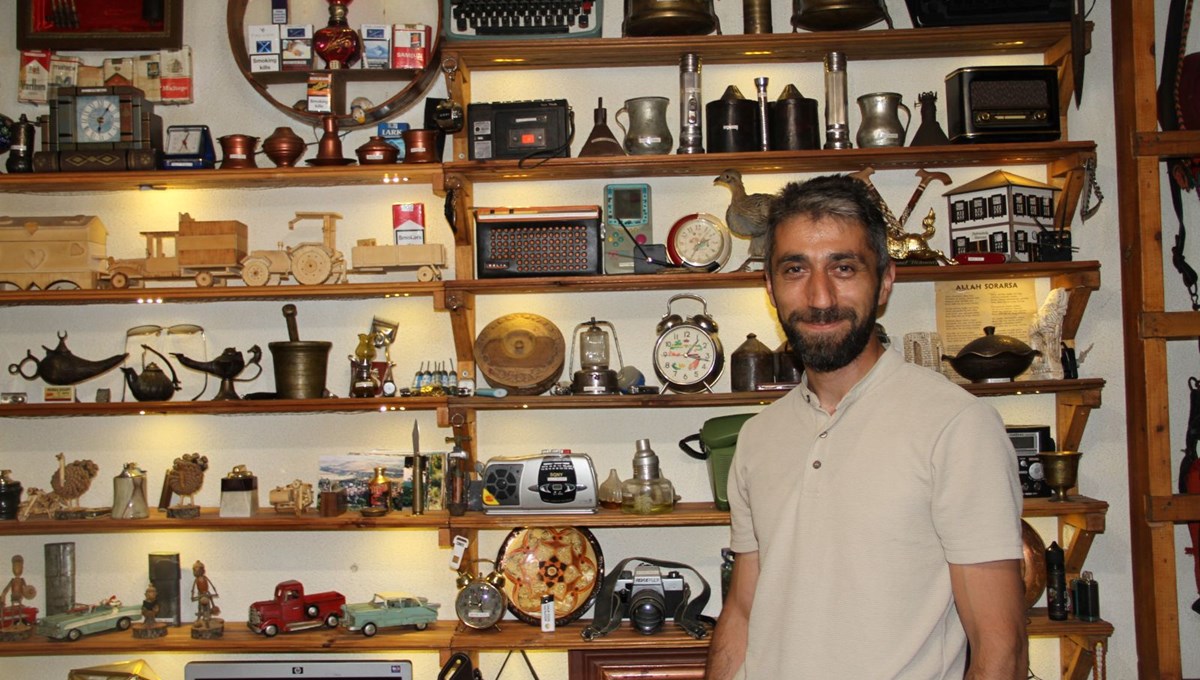 Babasından kalan dükkanı müzeye dönüştürdü: Eşyalarla hatıralarını pekiştiriyor