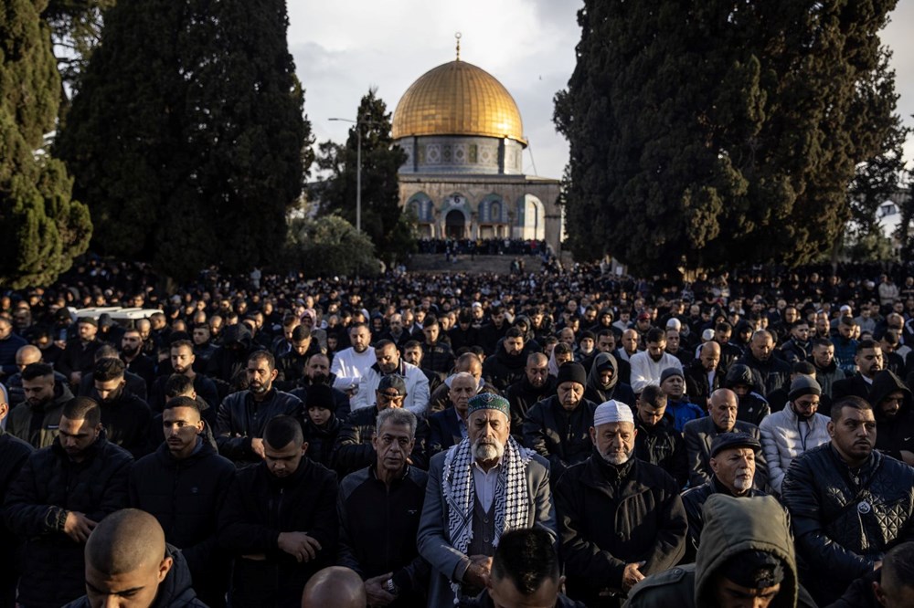 Mescid-i Aksa'da bayram sabahı | 60 bin Müslüman namaz kıldı - Son Dakika Dünya Haberleri | NTV Haber