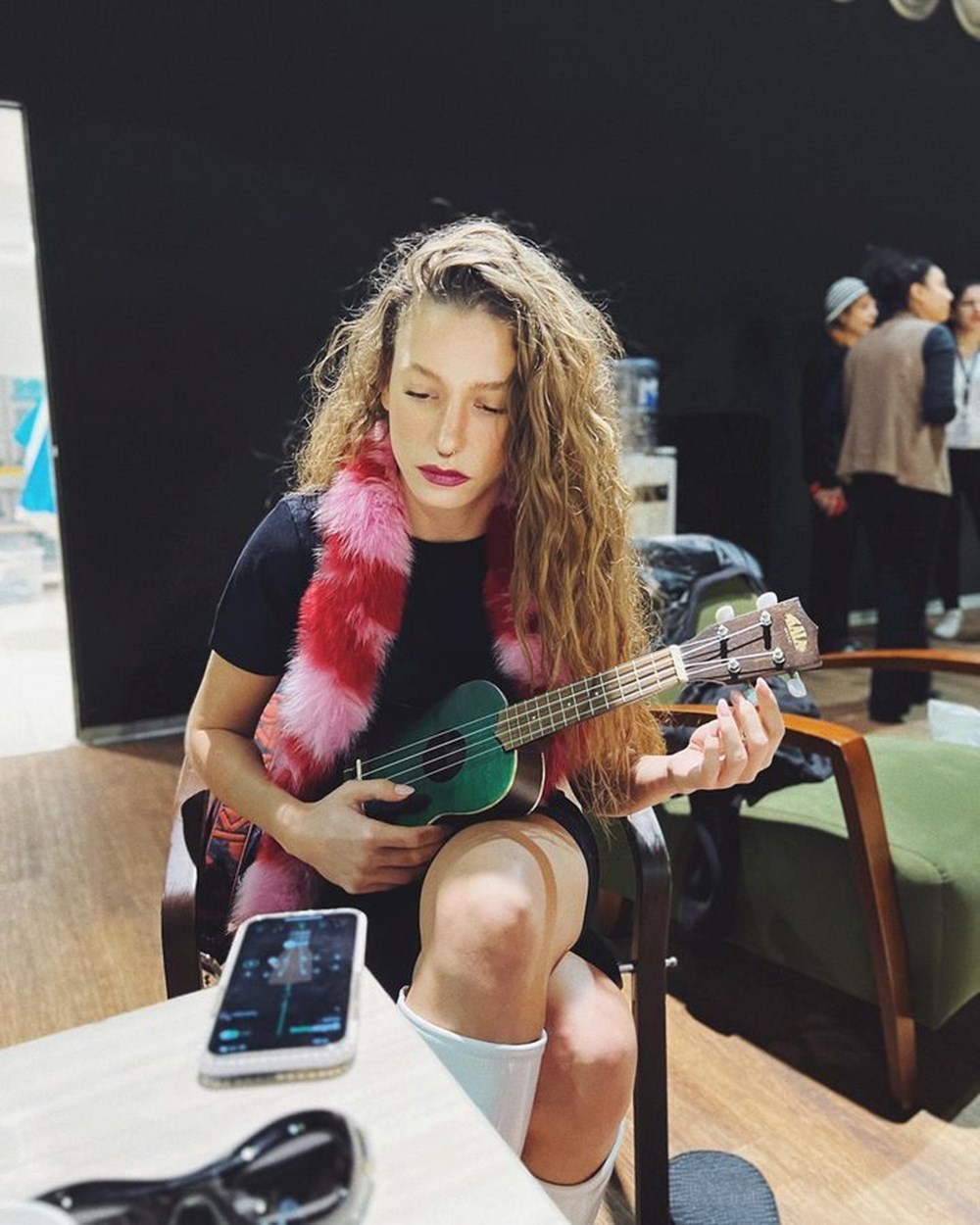 Serenay Sarıkaya'lı Alice Müzikali geri dönüyor - 5