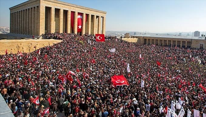 Anıtkabir, 2024'te 6 milyon 550 bin ziyaretçiyi ağırladı: En kalabalık gün 10 Kasım oldu