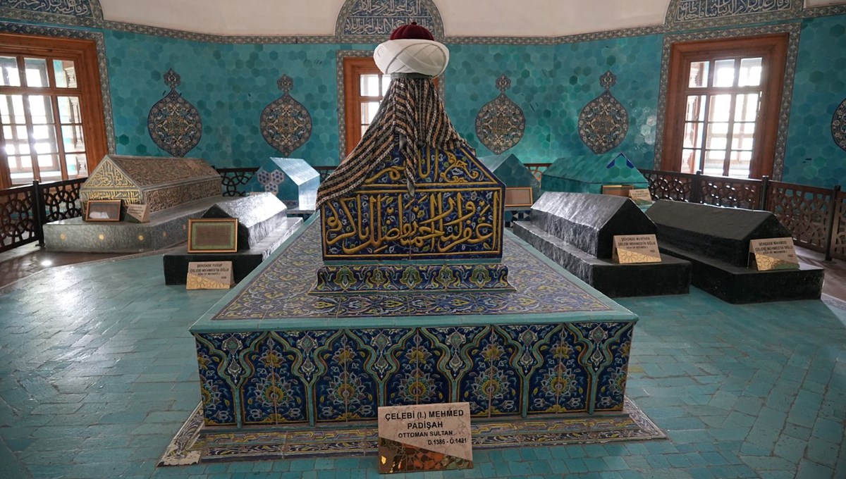 Osmanlı Devleti'nin beşinci padişahı vefatının 604. yıl dönümünde anıldı Osmanlı Devleti'nin beşinci padişahı vefatının 604. yıl dönümünde anıldı