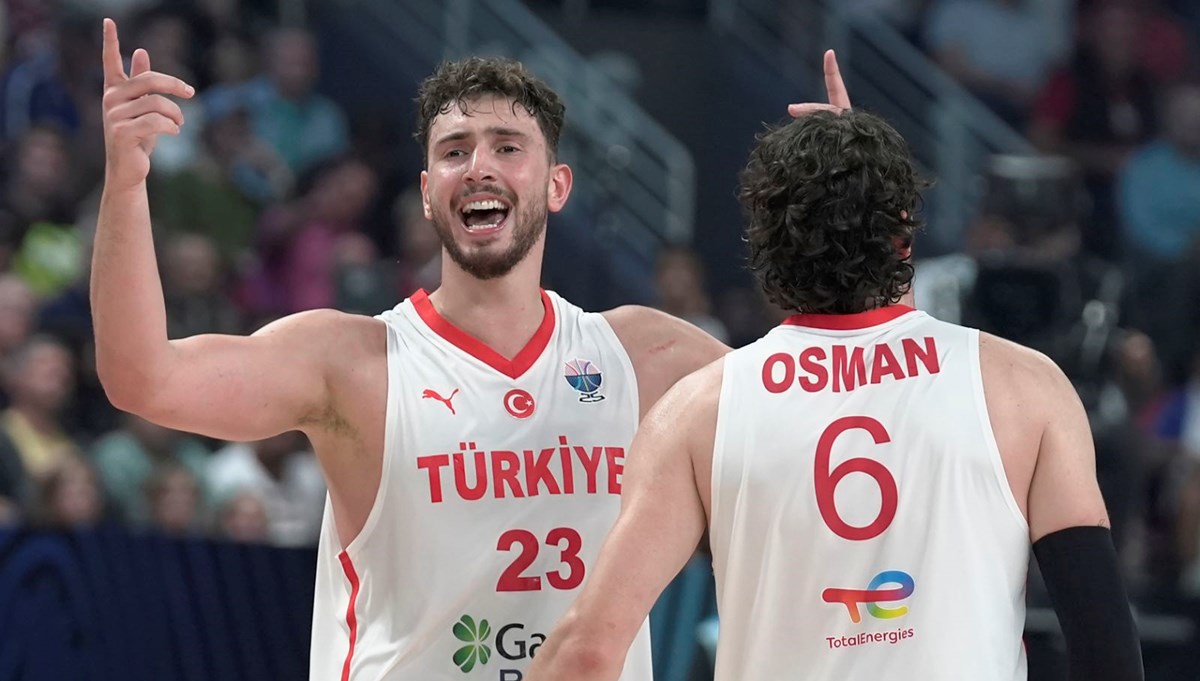 12 Dev Adam, yarı final için Polonya karşısında!