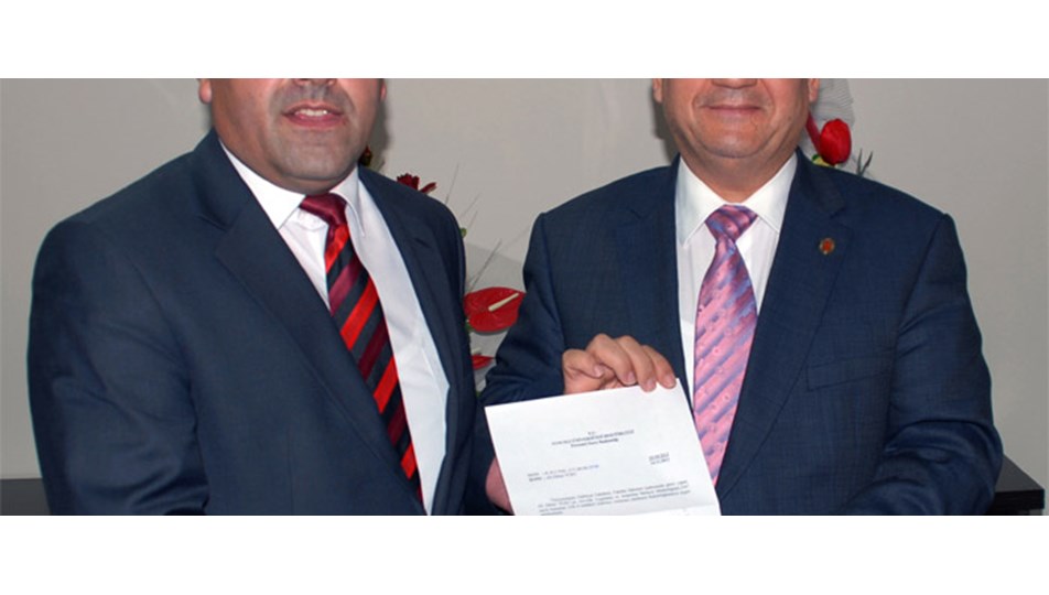 Alevi dedesi üniversitede müdür oldu