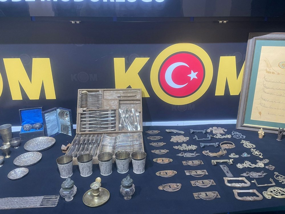 1,5 milyon lira değerinde 243 tarihi eser ele geçirildi - 3