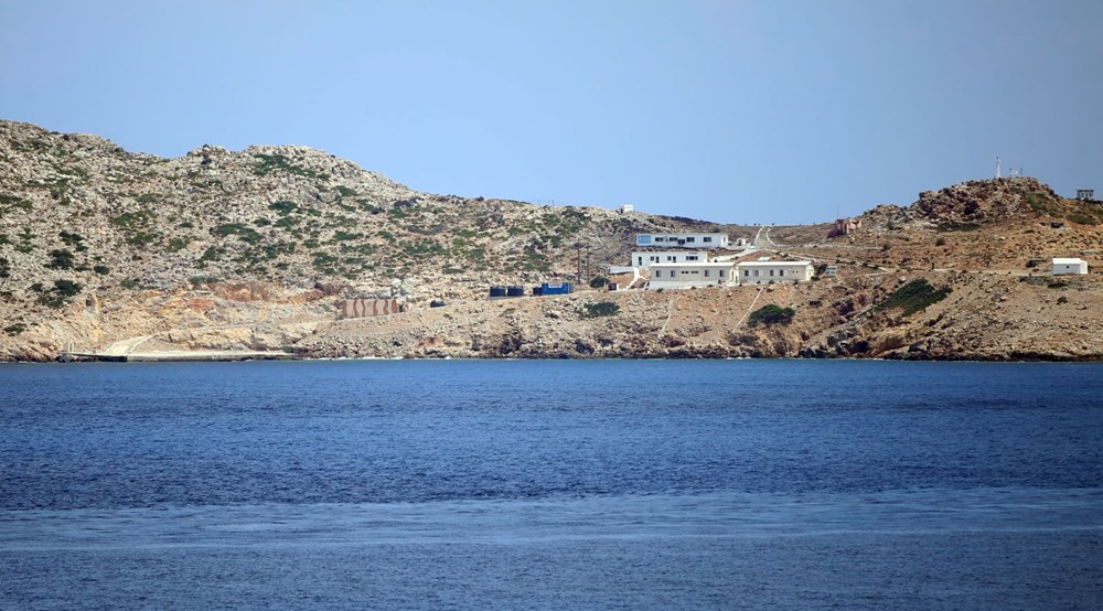 Keçi Adası'ndaki Yunan askerleri ve adaya yerleştirilen ağır silahlar görüntülendi - 20