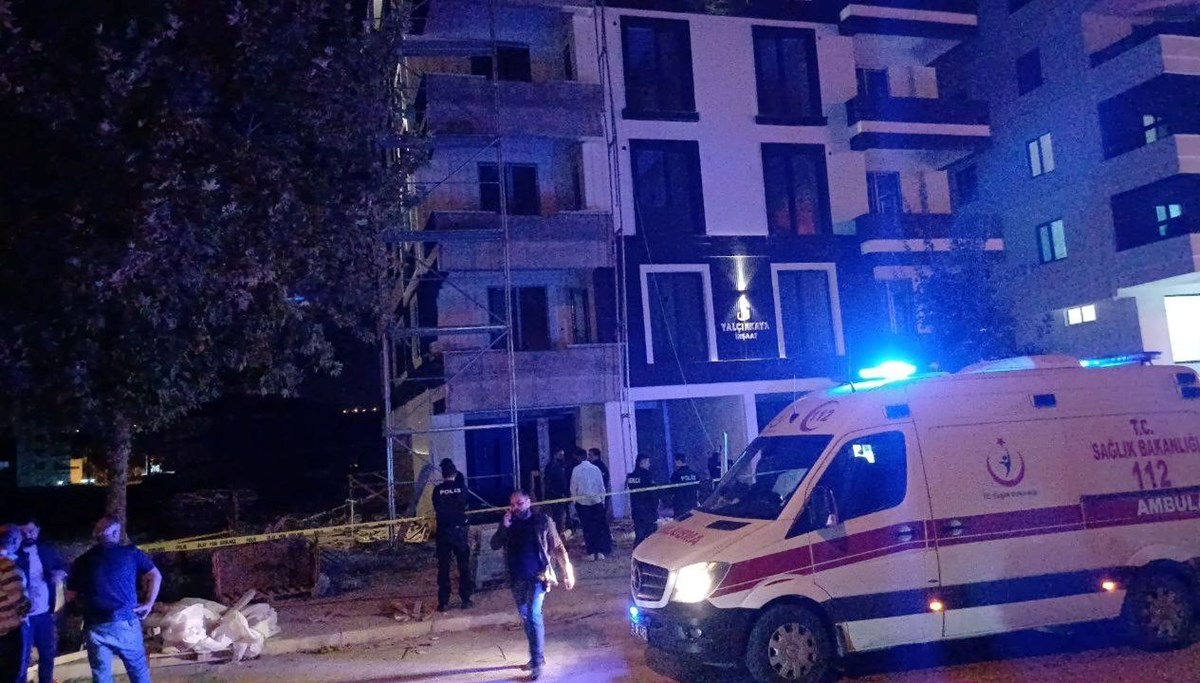 Boşanma aşamasındaki genç kadın beşinci kattan atladı Boşanma aşamasındaki genç kadın beşinci kattan atladı