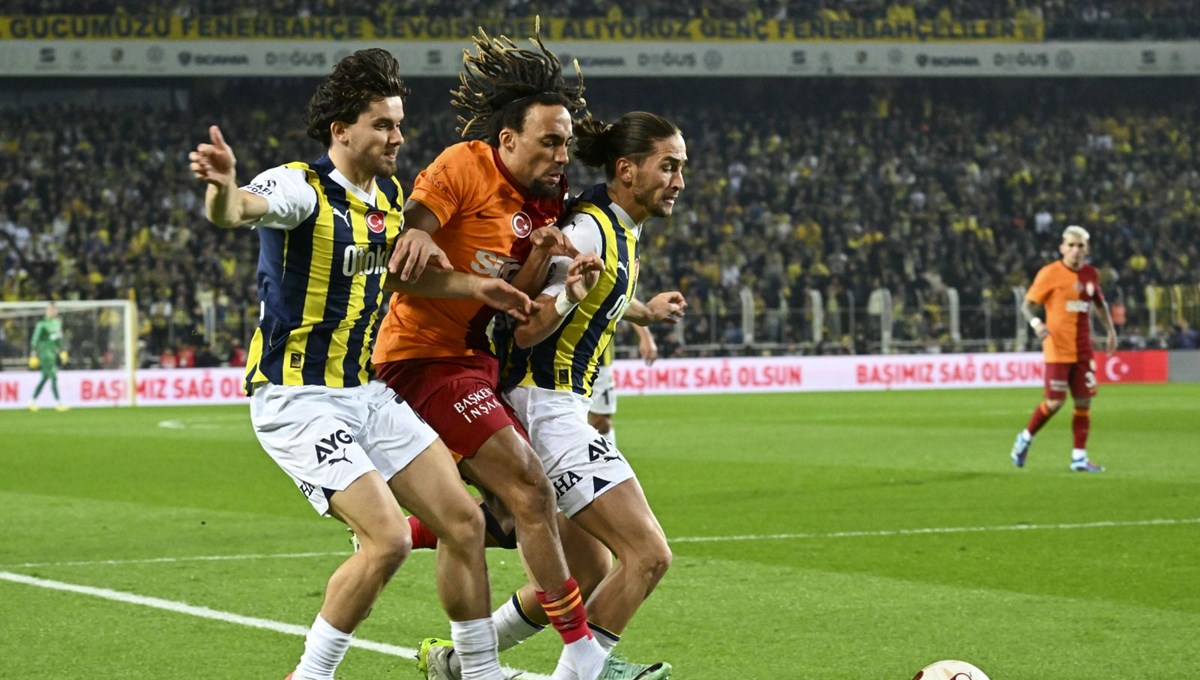 Galatasaray'da Torreira ve Boey Fenerbahçe'de İrfan Can cezalı duruma düştü Galatasaray'da Torreira ve Boey Fenerbahçe'de İrfan Can cezalı duruma düştü