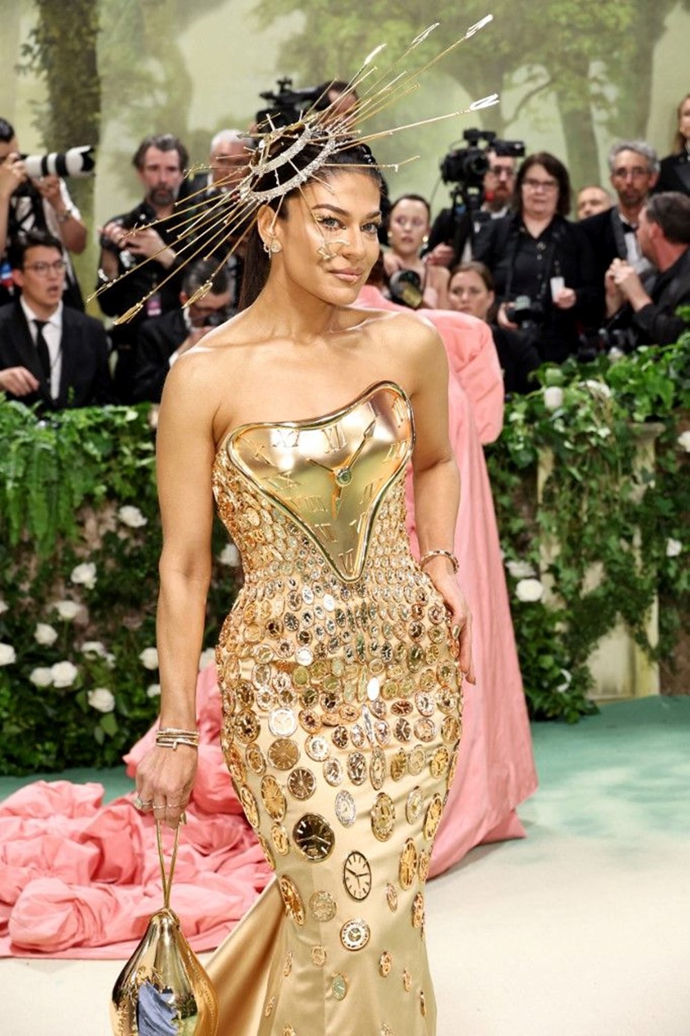 Modanın ən böyük gecəsi Met Gala-da zəriflik yarışı - 48