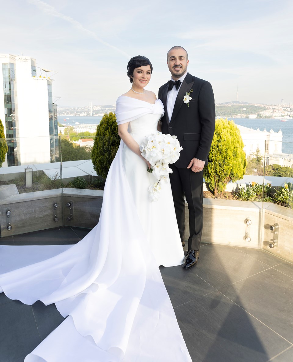 Ezgi Mola ile Mustafa Aksakallı evlendi - 1
