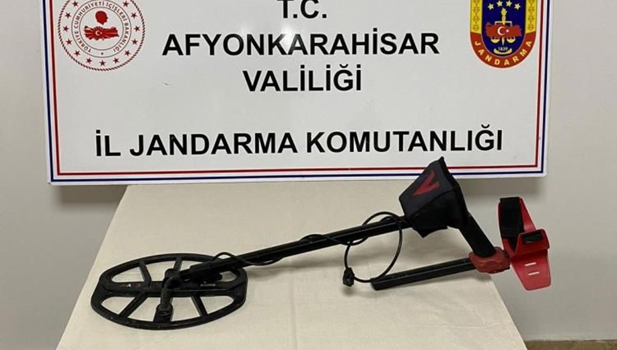 Afyonkarahisar'da kaçak kazıya suçüstü: 6 gözaltı