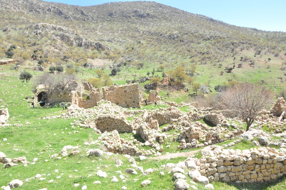 Şırnak'ta bin 700 yıllık manastır keşfedildi - 3