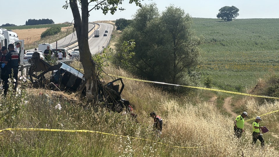 Edirne'de katliam gibi kaza: Beş ölü, bir yaralı - 1