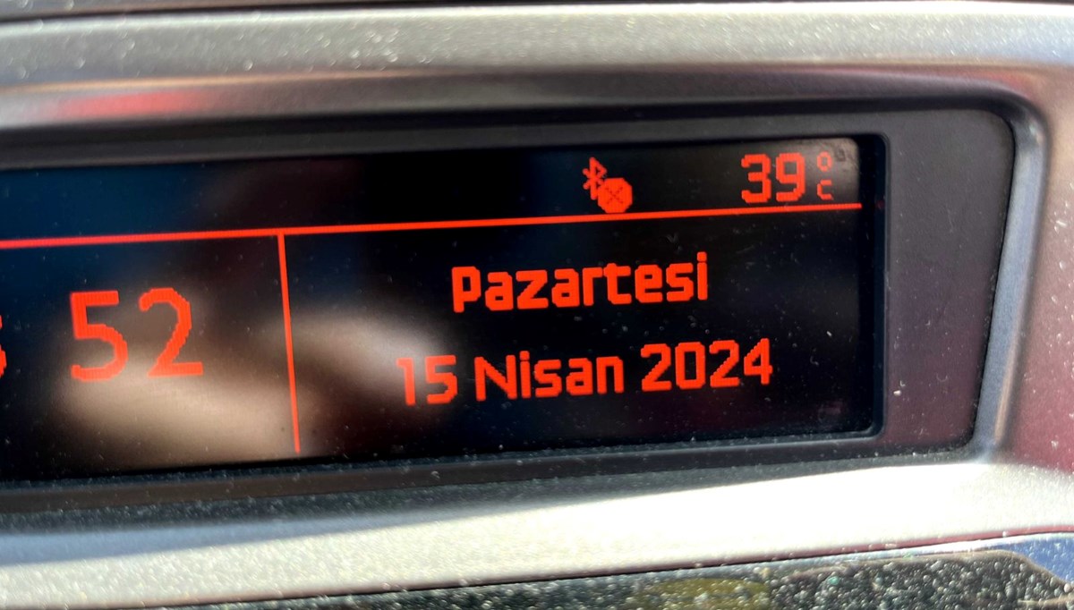 Adana'da nisan ayında sıcaklık rekoru: Termometreler 39 dereceyi gösterdi Adana'da nisan ayında sıcaklık rekoru: Termometreler 39 dereceyi gösterdi