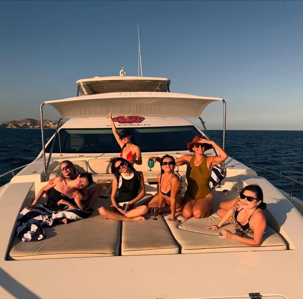 Selena Gomez evleniyor: Bekarlığa veda partisinden kareleri paylaştı - 4