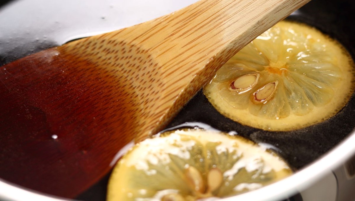 Kemik erimesini bitiren zengin vitamin kaynağı: 1 kaşığında 40 mg kalsiyum var Kemik erimesini bitiren zengin vitamin kaynağı: 1 kaşığında 40 mg kalsiyum var