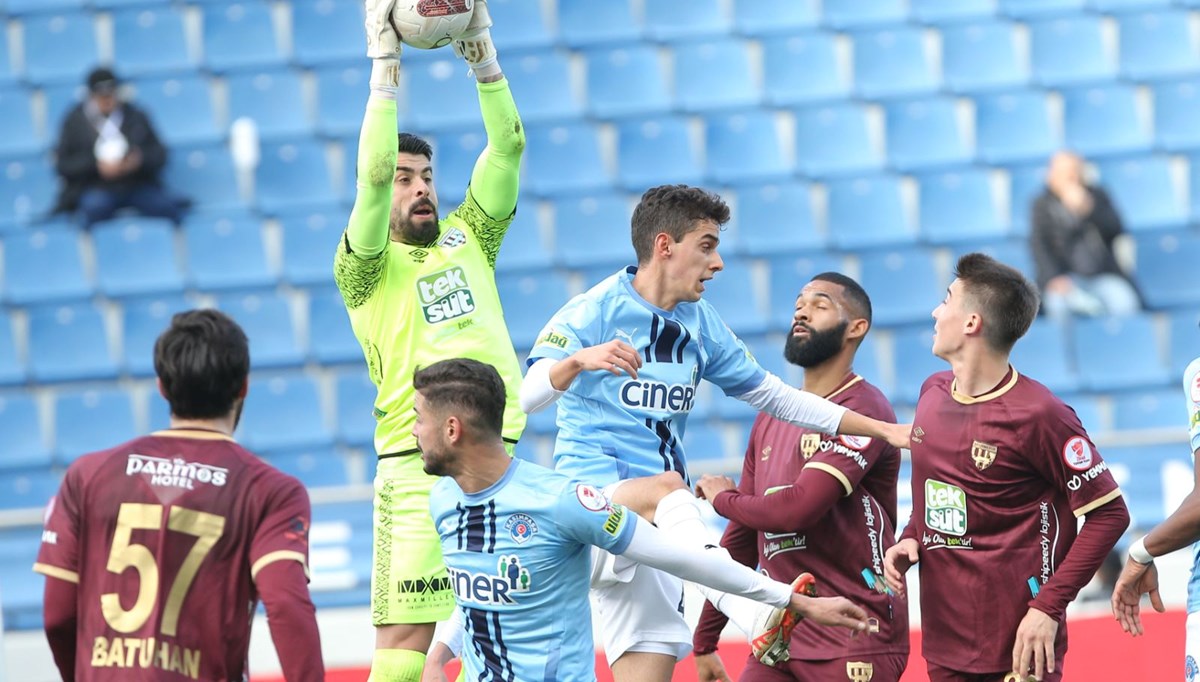 Süper Lig ekibi Kasımpaşa kupaya veda etti, 1. Lig ekibi Bandırmaspor son 16 turunda Süper Lig ekibi Kasımpaşa kupaya veda etti, 1. Lig ekibi Bandırmaspor son 16 turunda