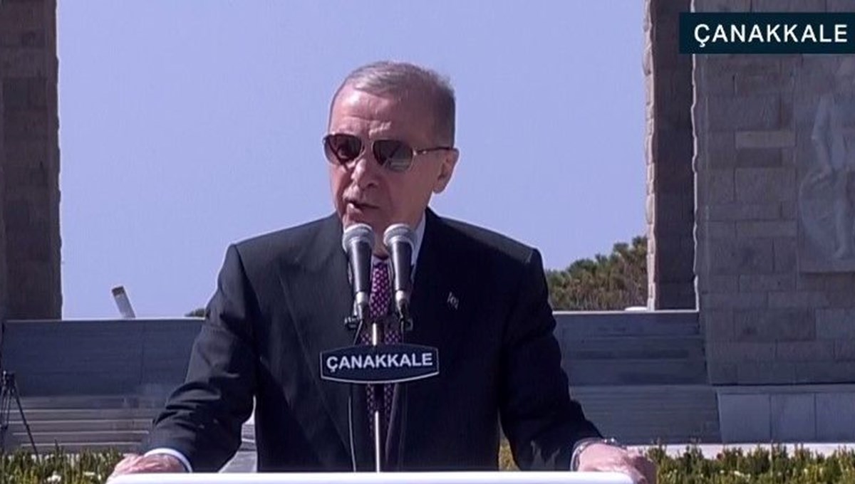 Cumhurbaşkanı Erdoğan: Çanakkale ruhu, yolumuzu aydınlatmaya devam edecek Cumhurbaşkanı Erdoğan: Çanakkale ruhu, yolumuzu aydınlatmaya devam edecek