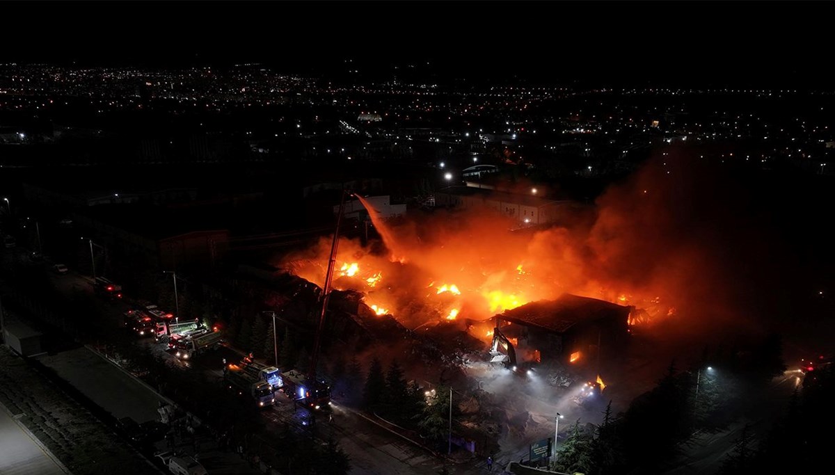 Niğde'deki fabrika yangını söndürüldü