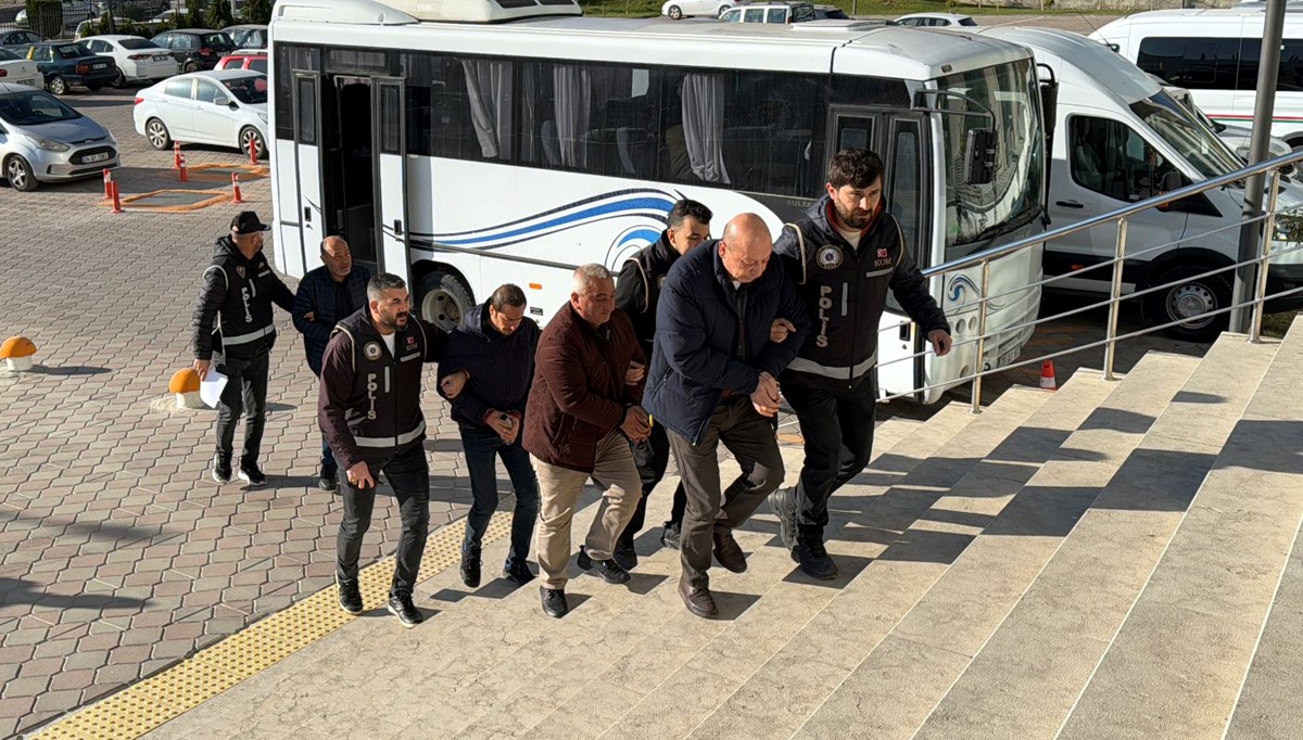 Sahte rapor operasyonu İstanbul ve Ankara’ya sıçradı: Üçü doktor 18 gözaltı Sahte rapor operasyonu İstanbul ve Ankara’ya sıçradı: Üçü doktor 18 gözaltı