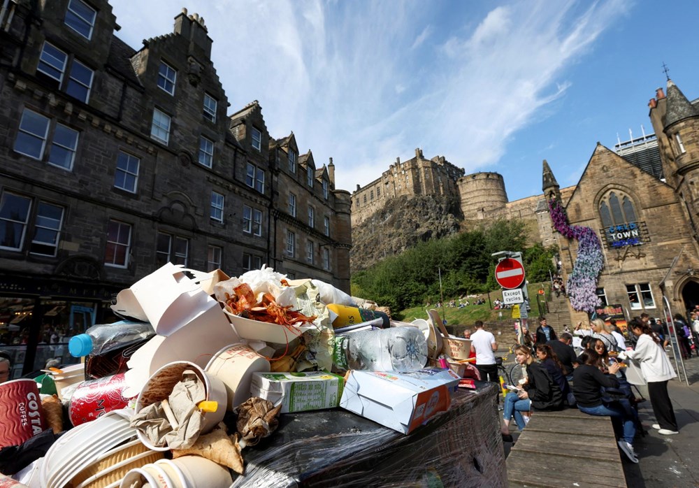 İskoçya'nın başkenti Edinburg'ta sokakları çöp kapladı: Fare istilası endişesi - 11
