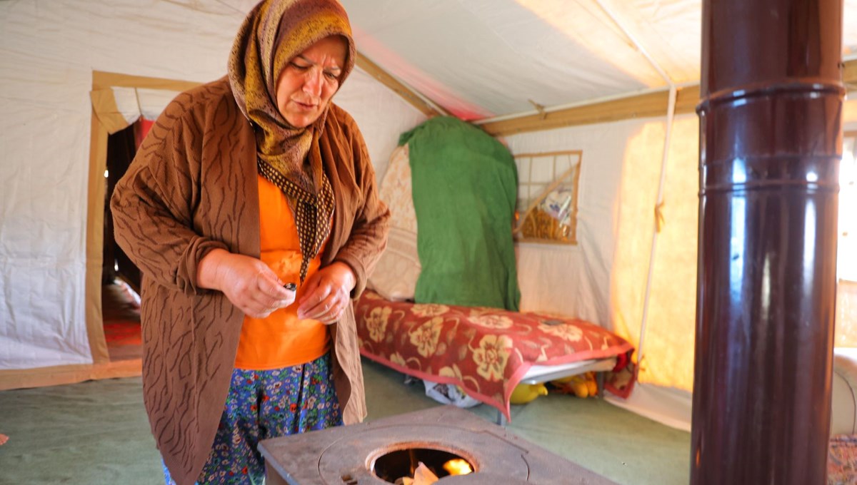 Temmuz ayında soba yakıyorlar: Şehir merkezinde hava sıcaklığı 35 derece
