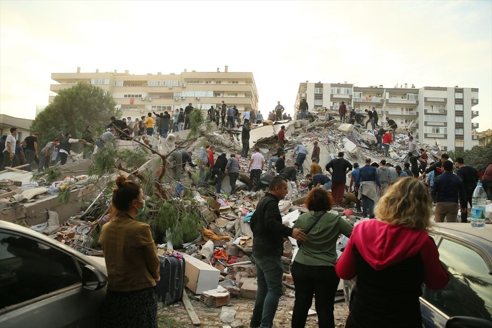 İzmir, son 111 yılda 6 ve üzeri büyüklüğünde 8 deprem yaşadı - 18