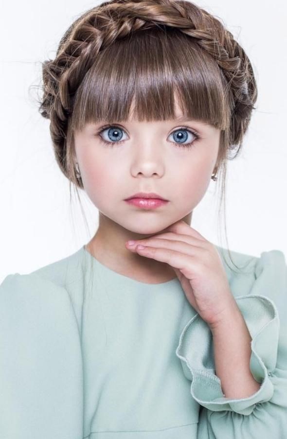 Dunyanin En Guzel Cocugu Anastasia Knyazeva Nin Ailesi Turkiye Hayrani Cikti Magazin Haberleri Ntv