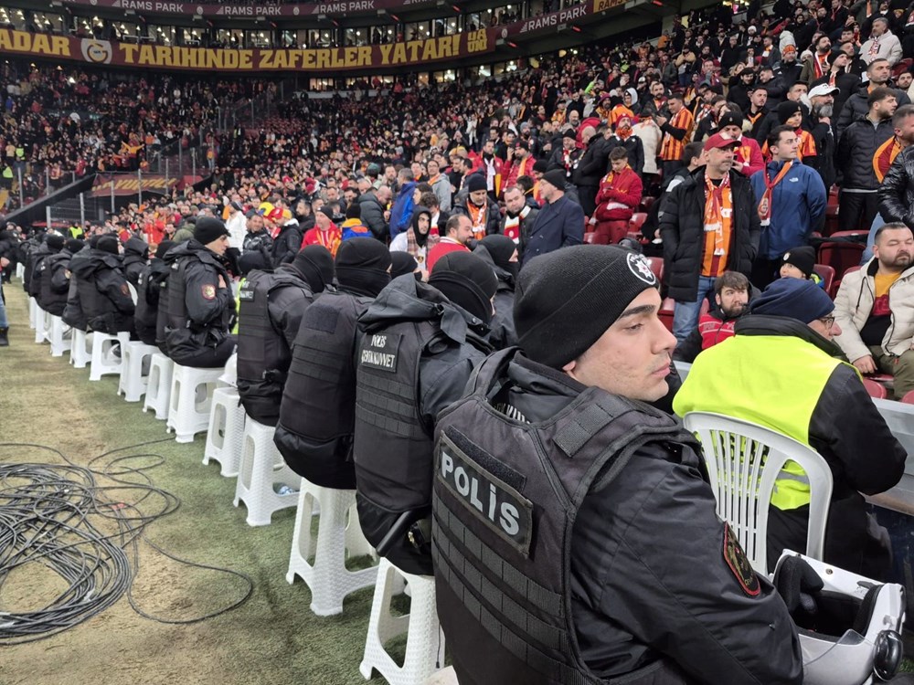 CANLI | Galatasaray-Fenerbahçe derbisinde gol iptal edildi - 15