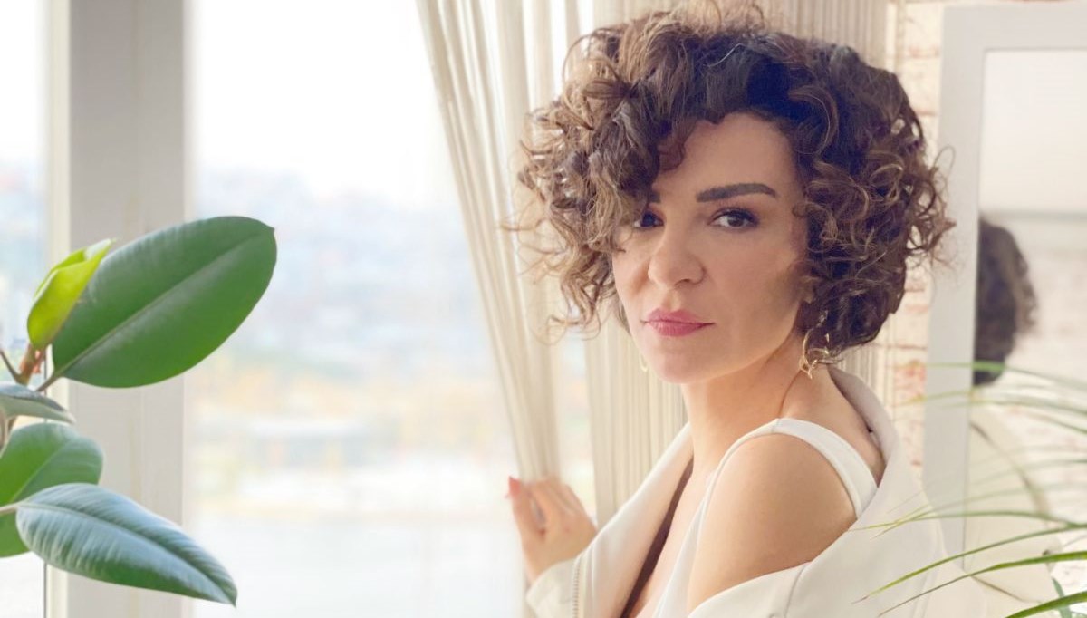 Yapı Kredi bomontiada'nın World Akustik sahnesinde Fatma Turgut konseri