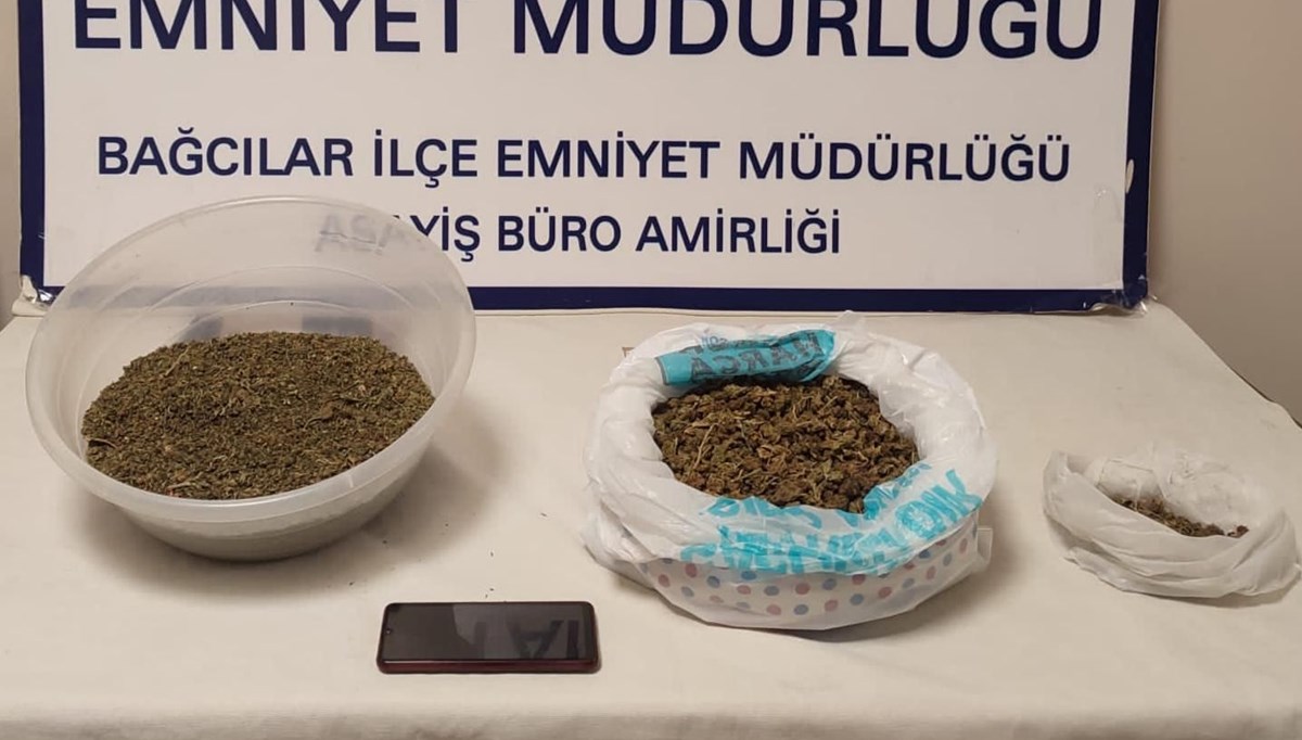 Bağcılar'da polisin takip ettiği zanlının üzerinden uyuşturucu çıktı Bağcılar'da polisin takip ettiği zanlının üzerinden uyuşturucu çıktı