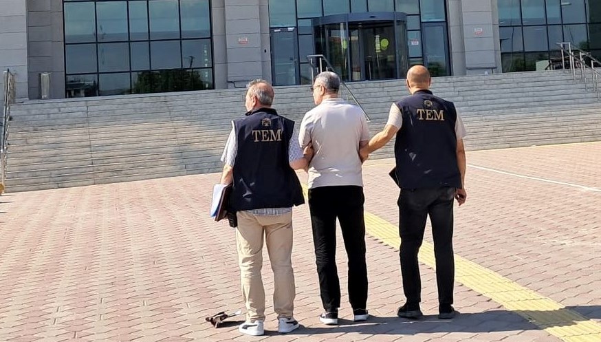 FETÖ'den iki haftada 361 gözaltı