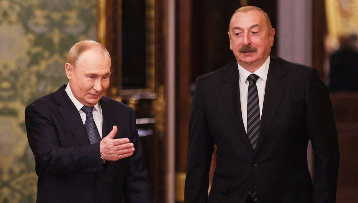 Putin Moskova'da Aliyev ve Paşinyan'la bir araya geldi