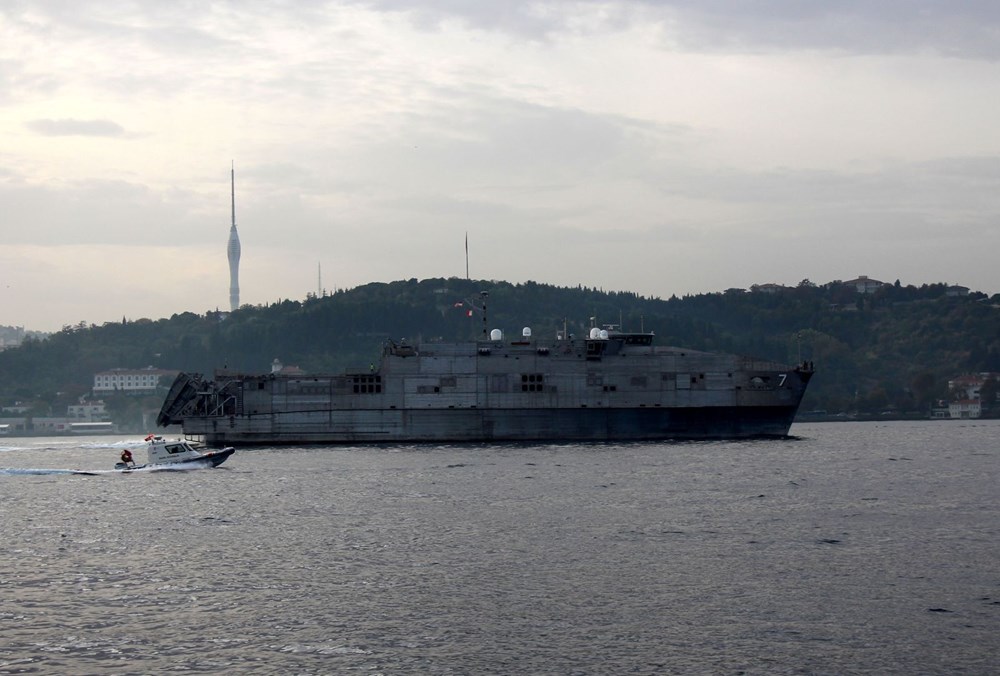 ABD gemisi Boğaz'dan böyle geçti - 6