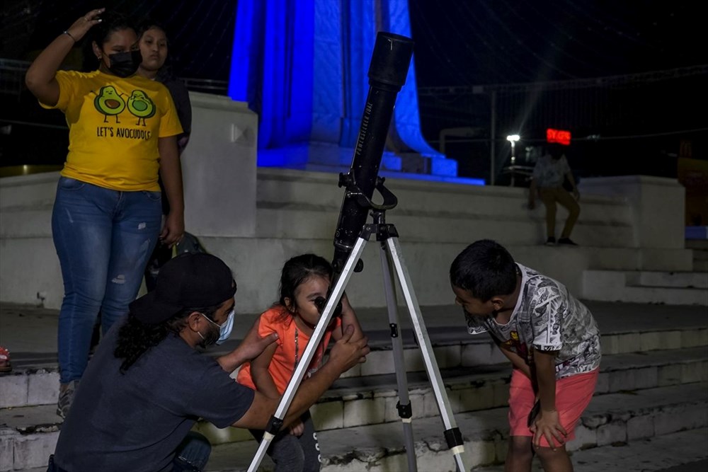 Son 581 yılın en uzun Ay tutulması başladı - 21