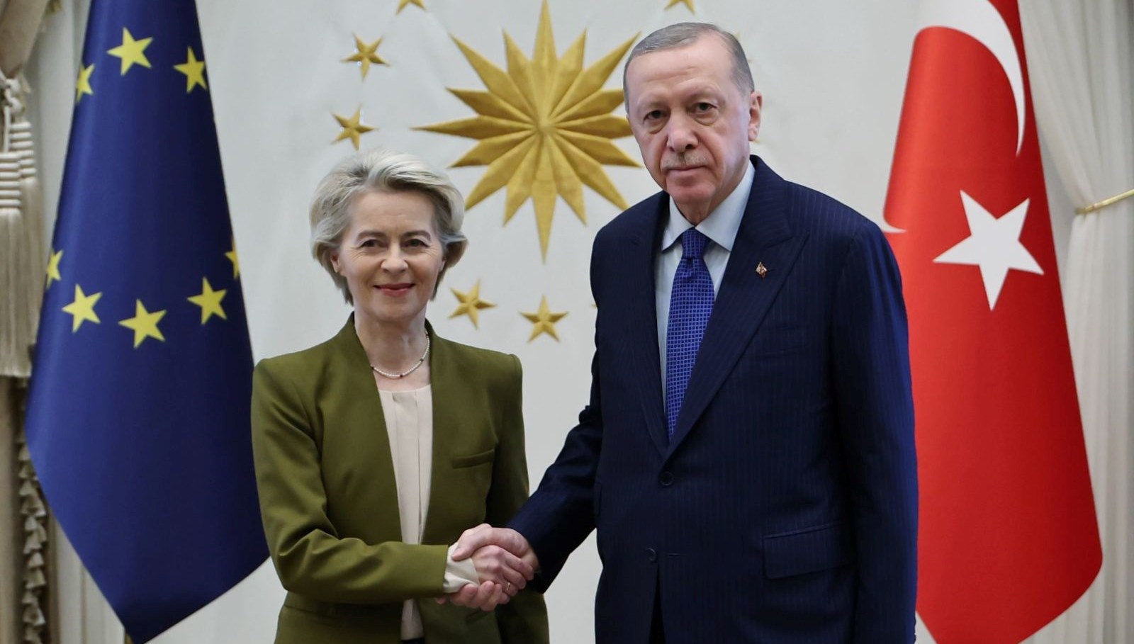 Cumhurbaşkanı Erdoğan, AB Komisyonu Başkanı von der Leyen'le bir araya geldi