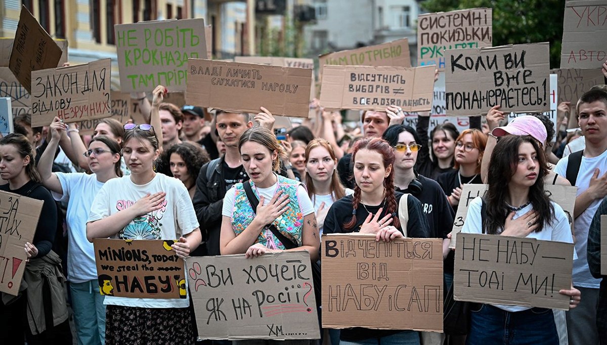 Ukrayna'da yolsuzluk protestosu