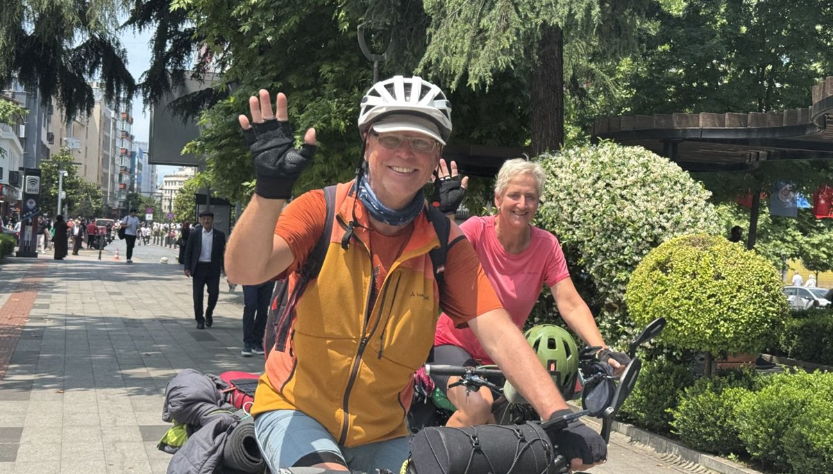 Alman çift 1 aydır bisikletle Türkiye'yi geziyor: 1400 kilometreyi geride bıraktılar