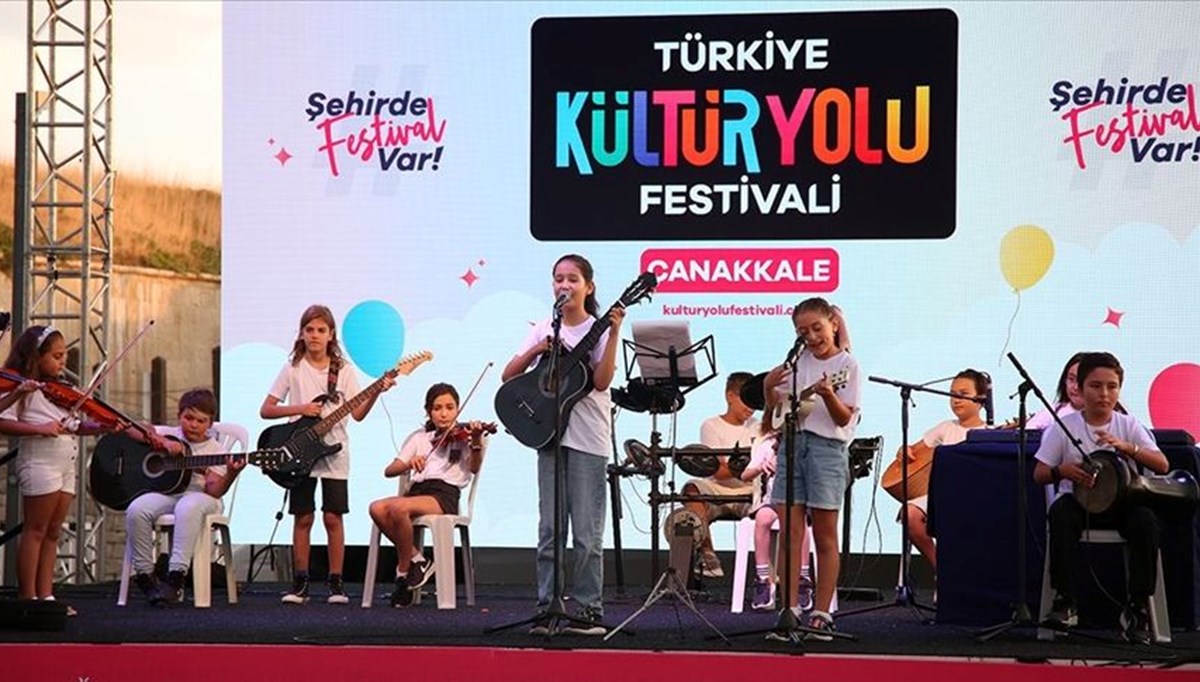 Türkiye Kültür Yolu Festivali her şehirde 50 binden fazla çocukla buluşuyor