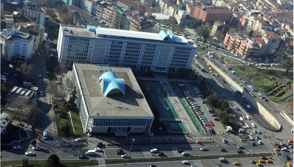 İBB'ye yolsuzluk soruşturması: Üç inşaat şirketine el konuldu