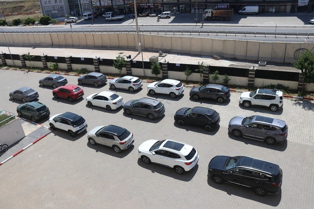 Sahte sağlık raporu operasyonu! 98 kişi gözaltıda, 17 araca el konuldu - 1