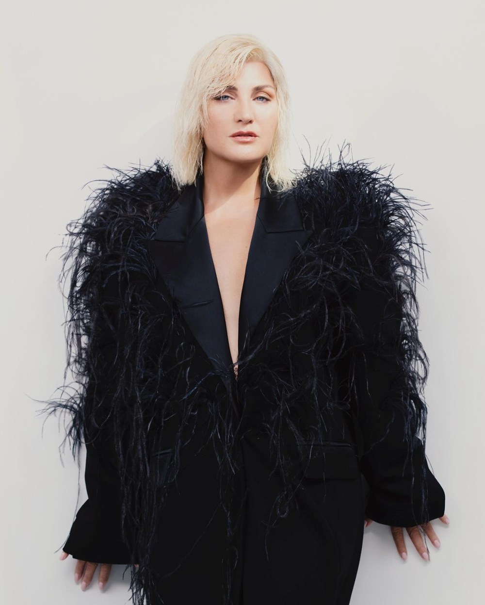 Mert Demir'in Yeni İmajı Sosyal Medyayı Salladı: Değişime Yorum Yağmuru! 85 okfT