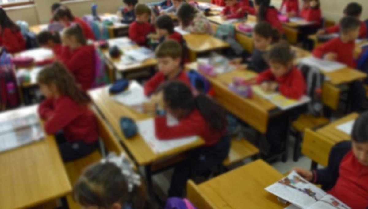 Okul kıyafetleri ne kadar olacak?