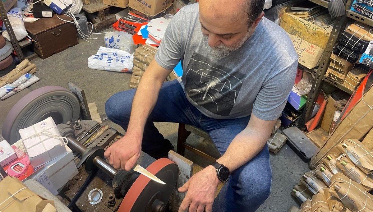 Enginar bıçakçılarında hasat yoğunluğu