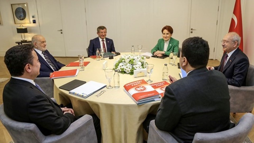 Saadet Partisi Genel Başkanı Karamollaoğlu 6'lı masada adaylığı konuşulan 3 ismi açıkladı - 1