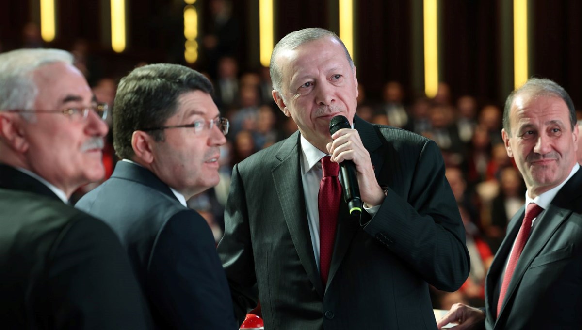 Yüksek yargıda yetki tartışması | Cumhurbaşkanı Erdoğan: Bu konuda taraf değil hakem mevkiindeyiz Yüksek yargıda yetki tartışması | Cumhurbaşkanı Erdoğan: Bu konuda taraf değil hakem mevkiindeyiz