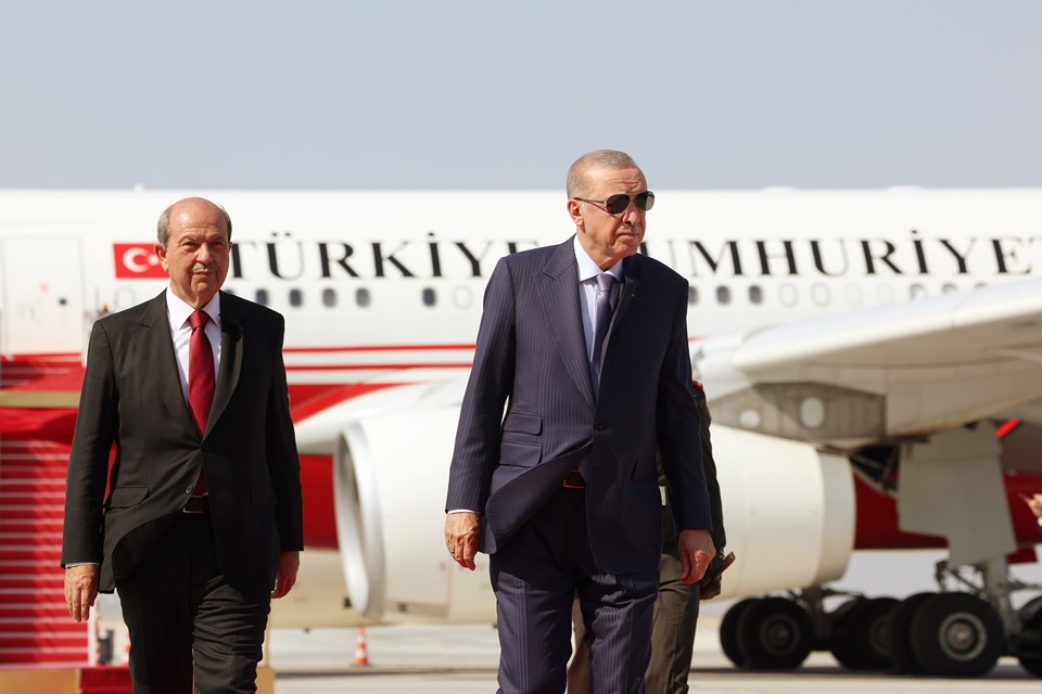 Cumhurbaşkanı Erdoğan, KKTC'de: Uçağına F-16'lar eşlik etti - 2