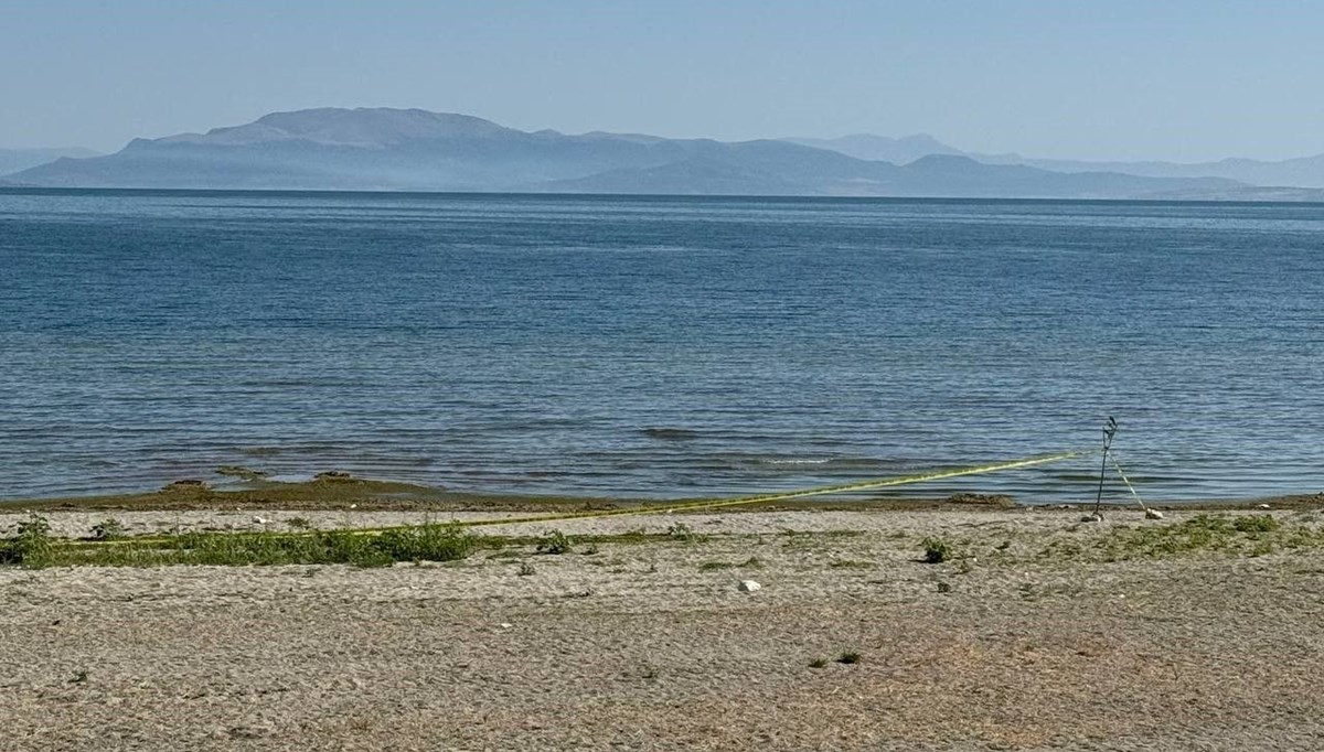 Eğirdir Gölü'nden 1 ayda 14 el bombası çıktı